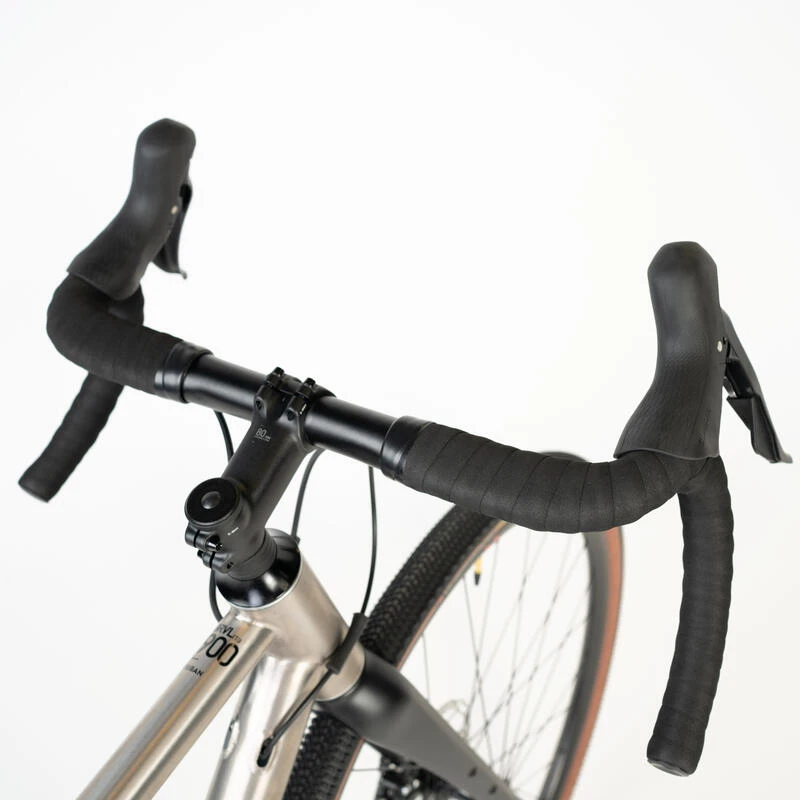 VELO GRAVEL TRIBAN GRVL 900 HOMME Cadre Titane 10 VELO GRAVEL TRIBAN GRVL 900 HOMME Cadre Titane – Image 10